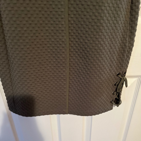 Sandwich Dress - Picture 2 of 4